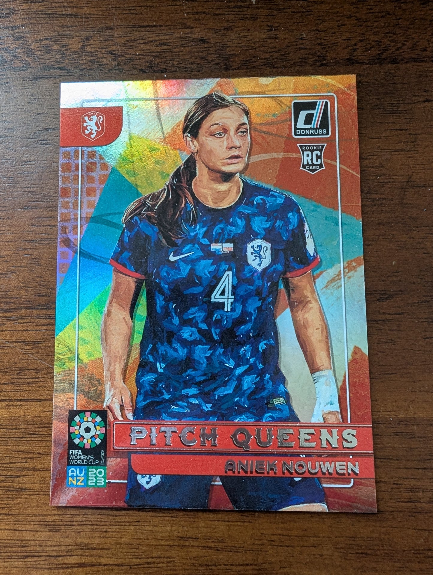2023 Donruss FIFA Women's World Cup - Aniek Nouwen - Netherlands - Pitch Queens - Rookie - #16