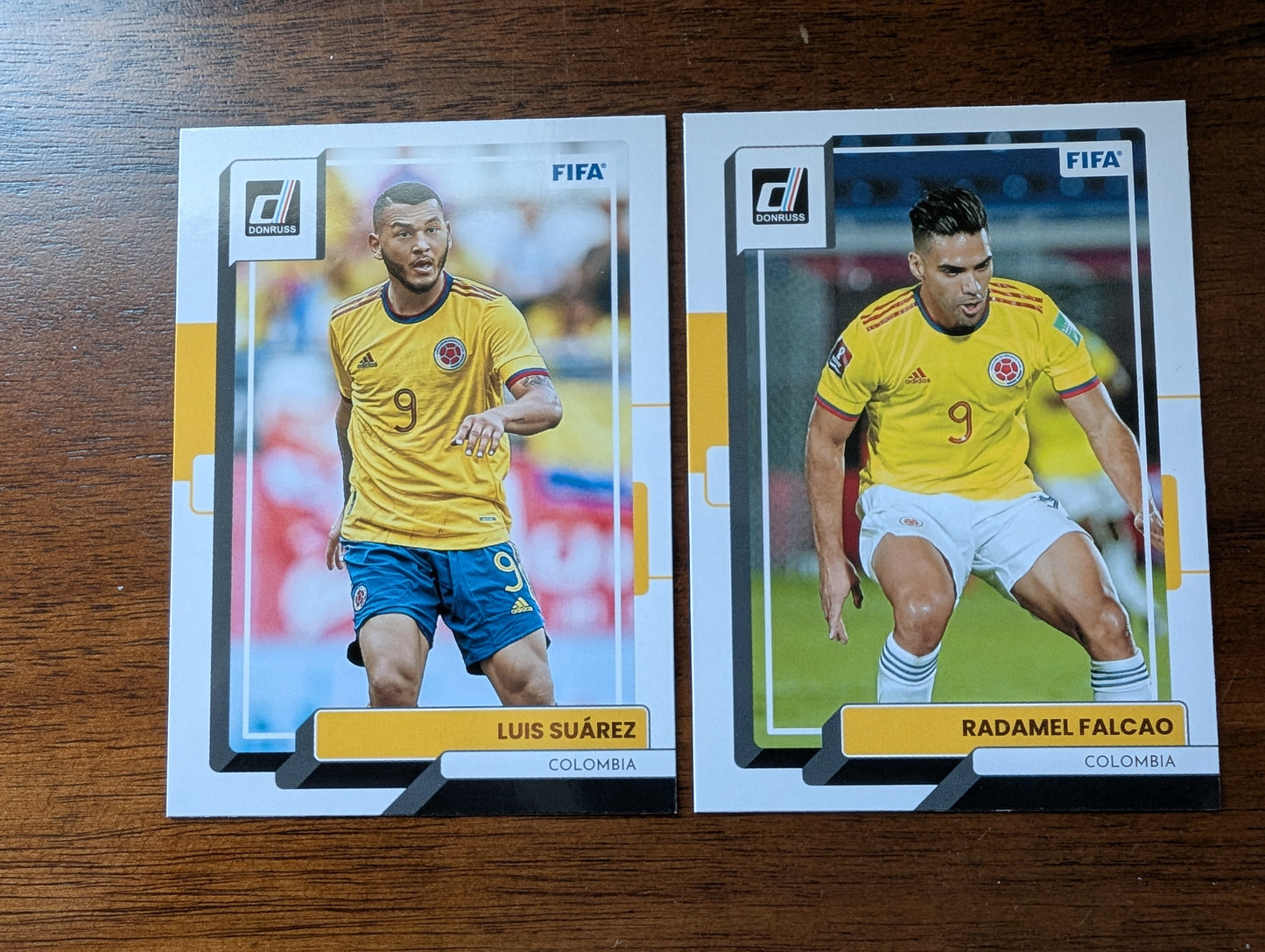 FIFA 2022-23 Panini Donruss - Base - Luis Suarez #150 - Radamel Falcao #151 - Colombia